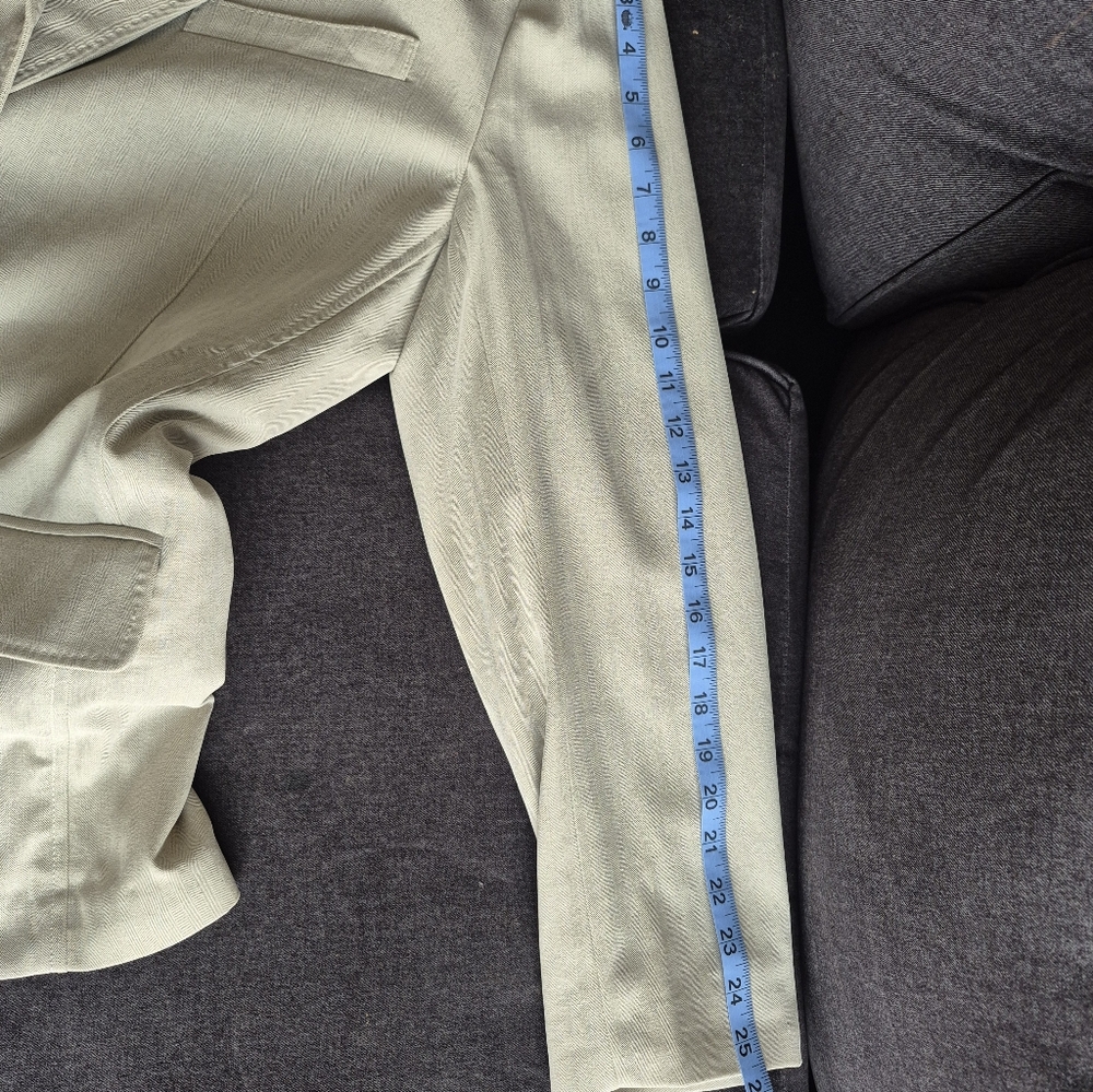L Tommy Bahama men's Beige Blazer - Picture 15 of 16